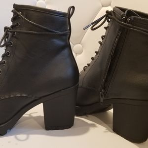 Ankle boots